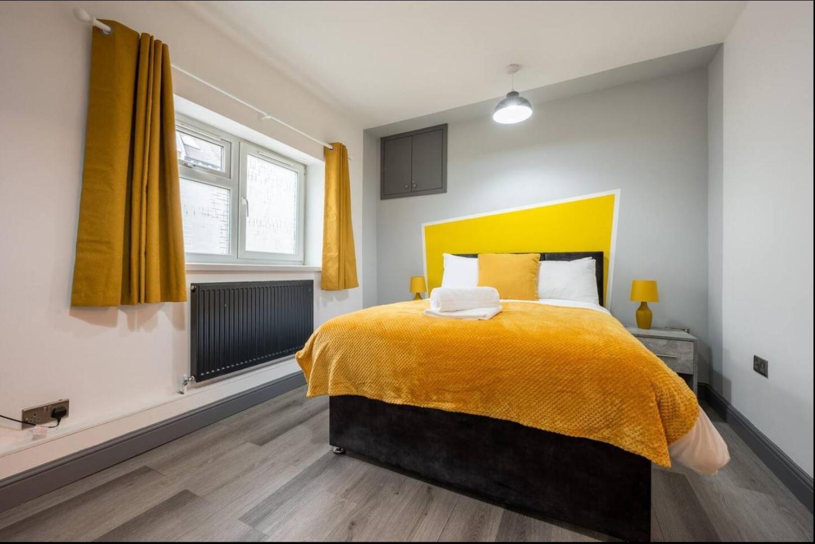 Stunning One Bedroom Apartments Near Shops & Central Κάρντιφ Εξωτερικό φωτογραφία